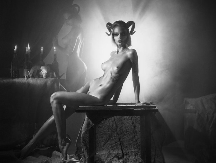 Головин Илья фотограф ню