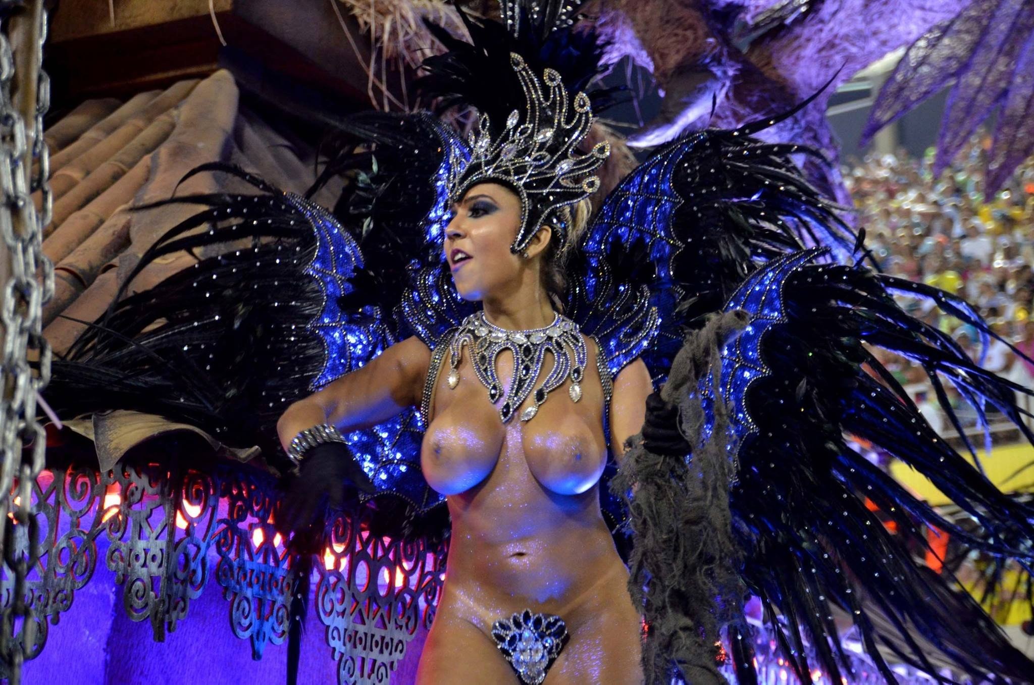 фото голая карнавал в бразилия фото 8