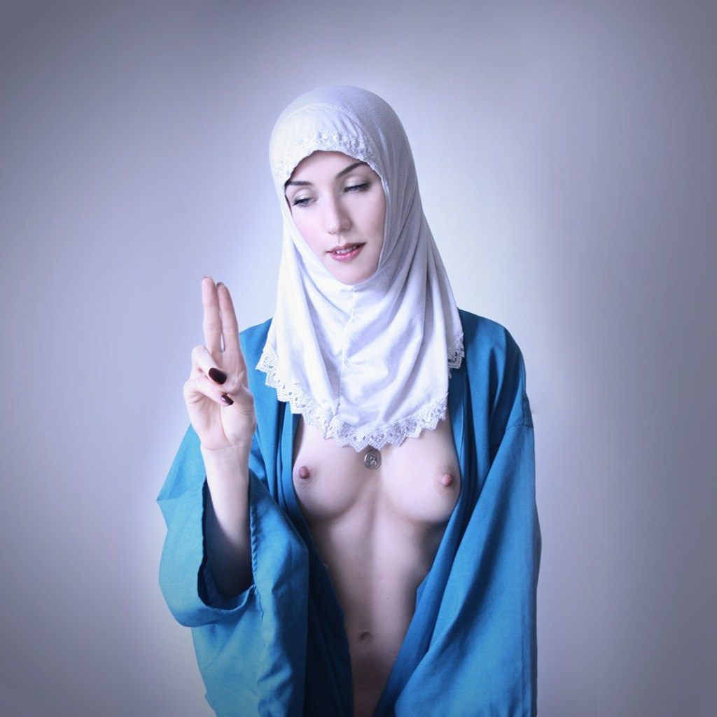 Arab celebrity nude