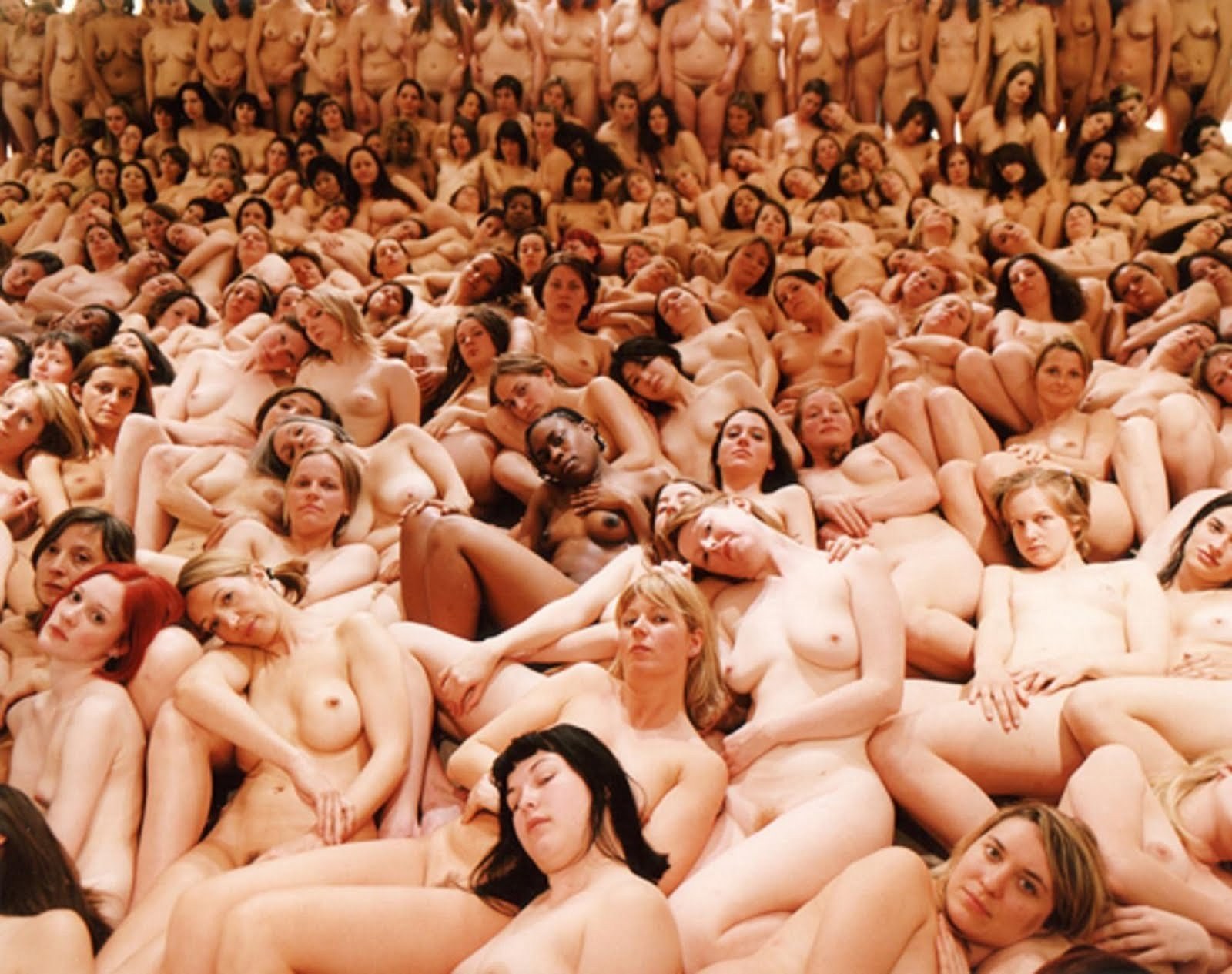 100 naked women