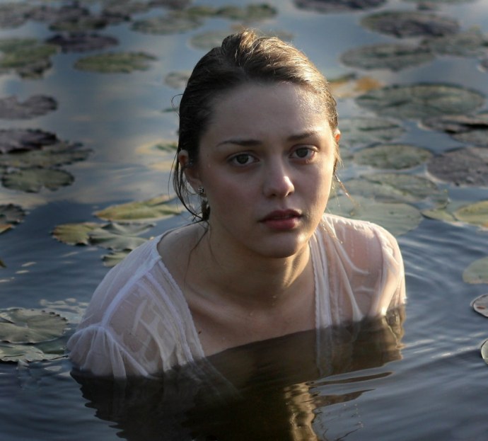 Голая актриса Молли Рингуолд