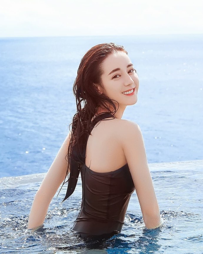 Dilraba Dilmurat Swisse