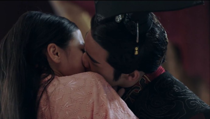 Дильраба Дильмурат в купальнике