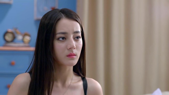 Порнозвезда брюнетка с косичками