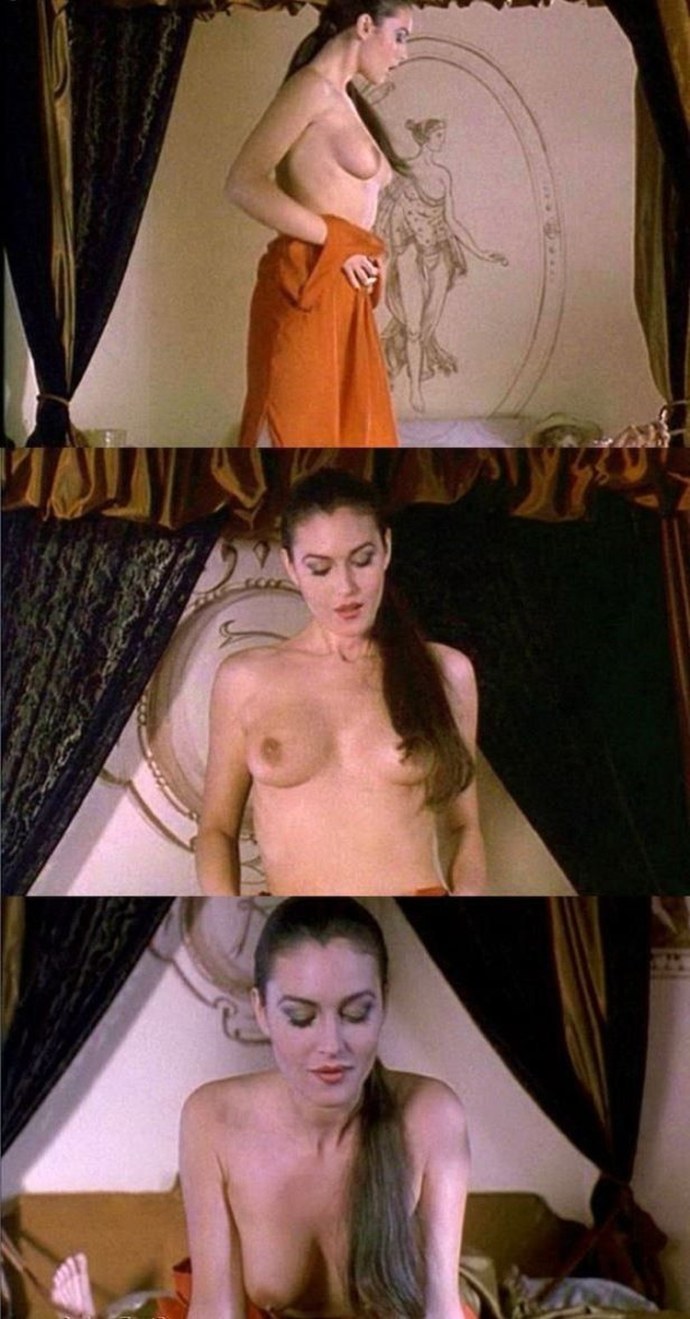 Моника Беллуччи в молодости nude