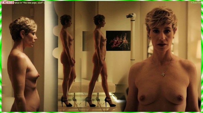 Сесиль де Франс обнаженка