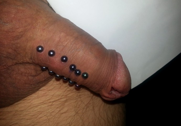 Мужской пирсинг принц Альберт