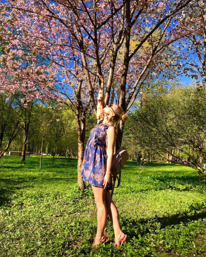 Александра Флоринская в купальнике Ивановы Ивановы