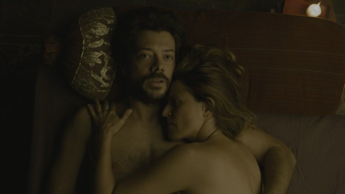 Голая Ициар Итуньо Ракель Мурильо