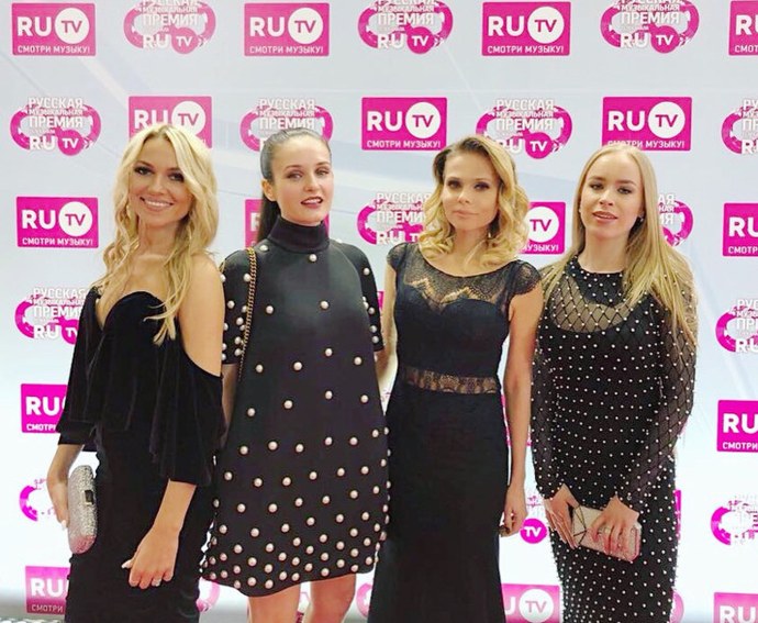 Ксения Новикова блестящие 2021