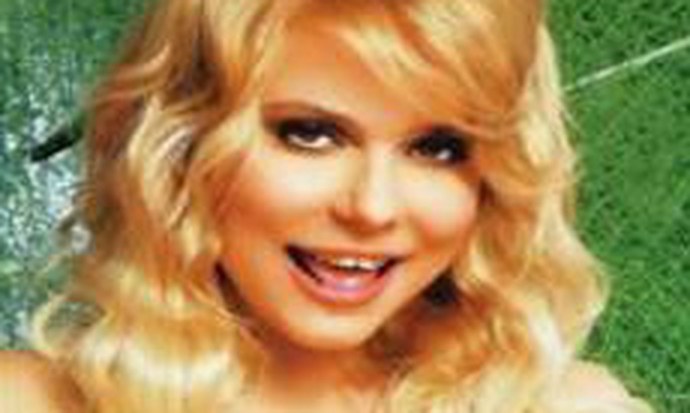 Ксения Новикова улыбка