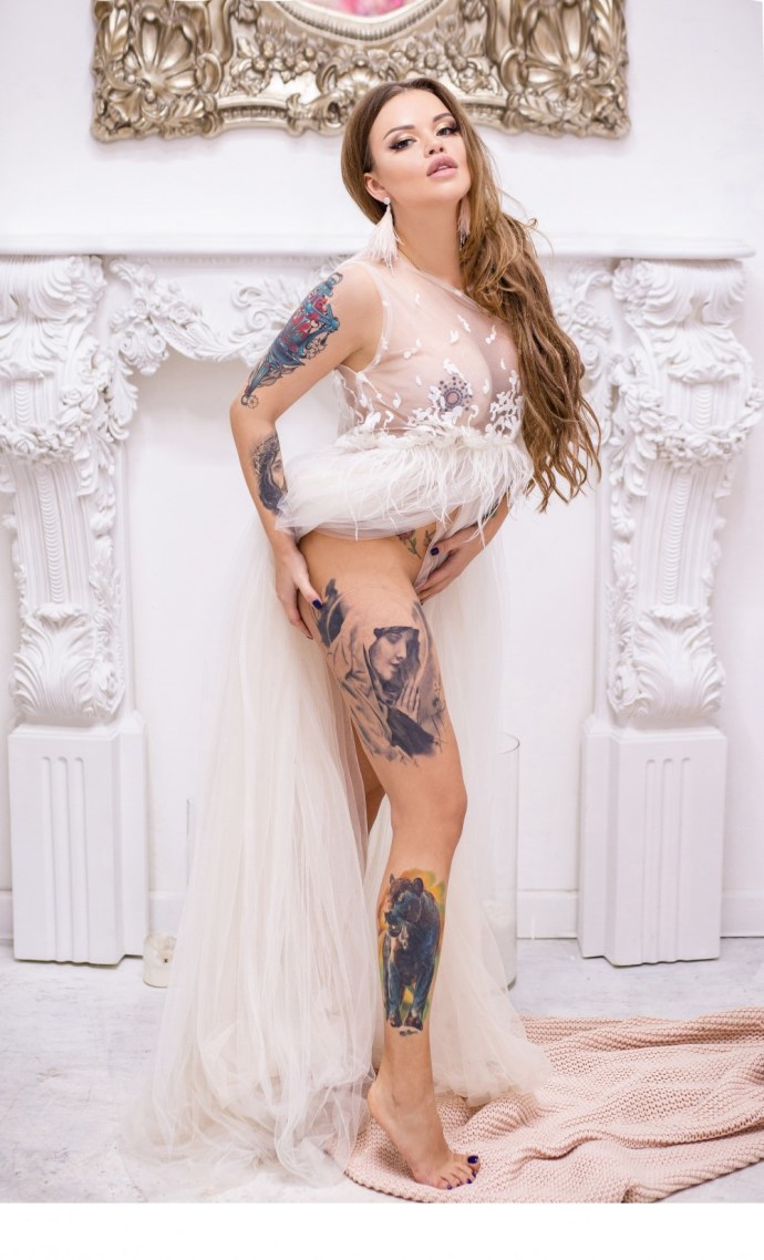 Олеся Малибу тату