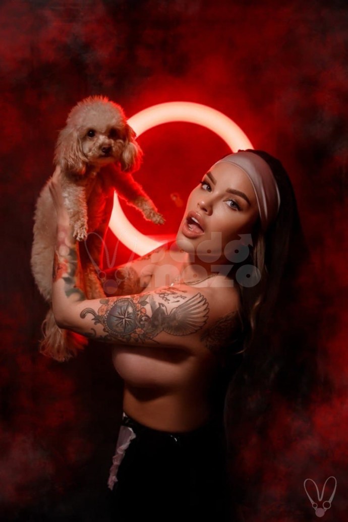 Олеся монашка