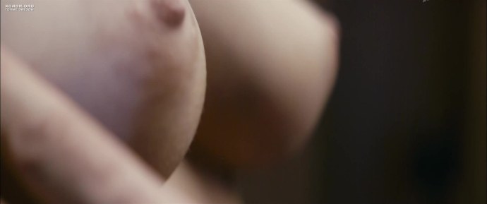 Юлия Снигирь голая в кино