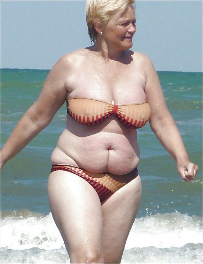 Granny топлесс Любительское