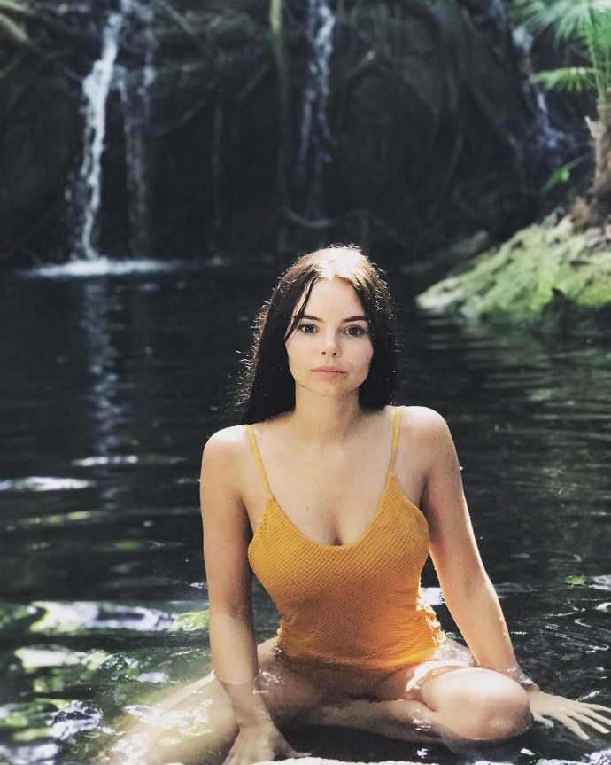 Элайн Пауэлл игра престолов голая