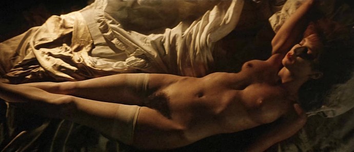 Mylene Farmer topless