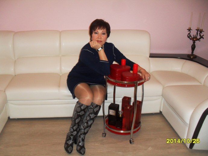 Голая Яна Троянова в сериале Ольга