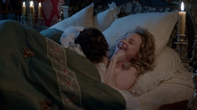 Женщины в купальниках из Фотостраны