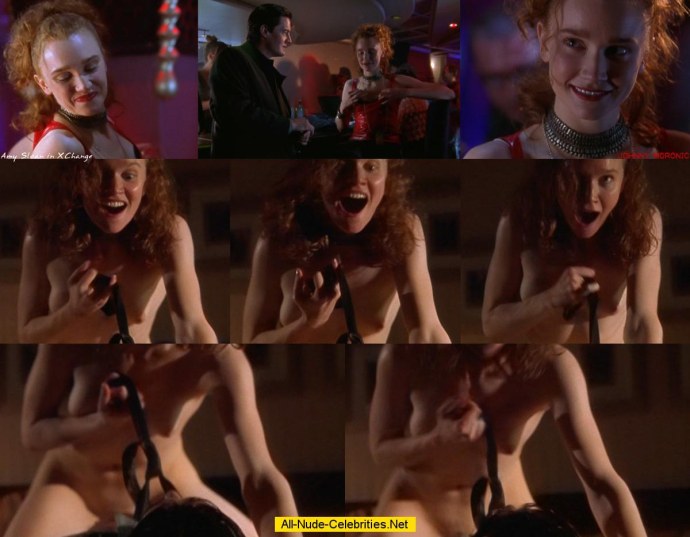 Актриса Эми Робинсон ню соски