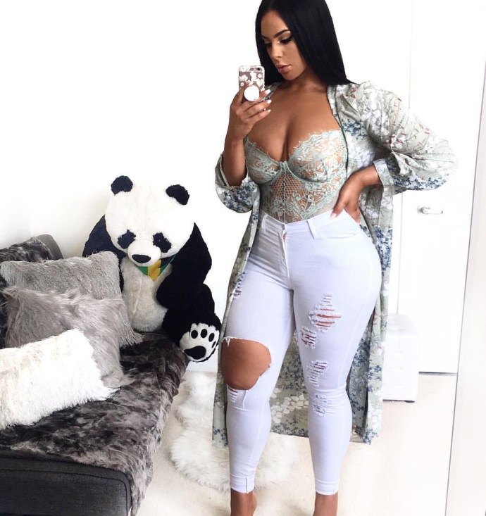 Рост Белфаст Азур Лейн