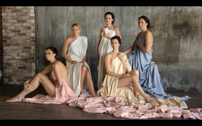 Екатерина Гамова в купальнике