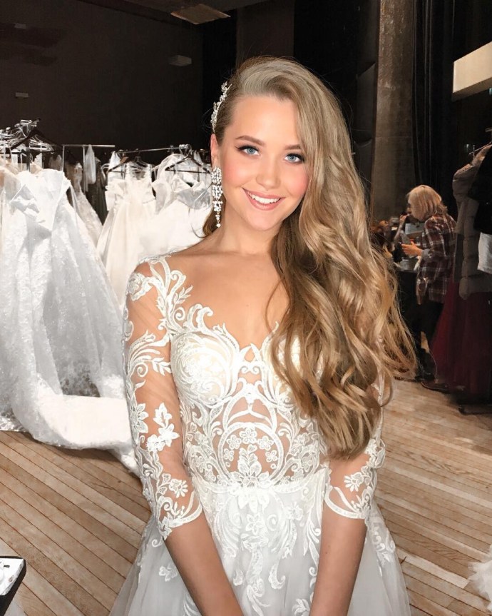 Елизавета Аниховская Холостяк