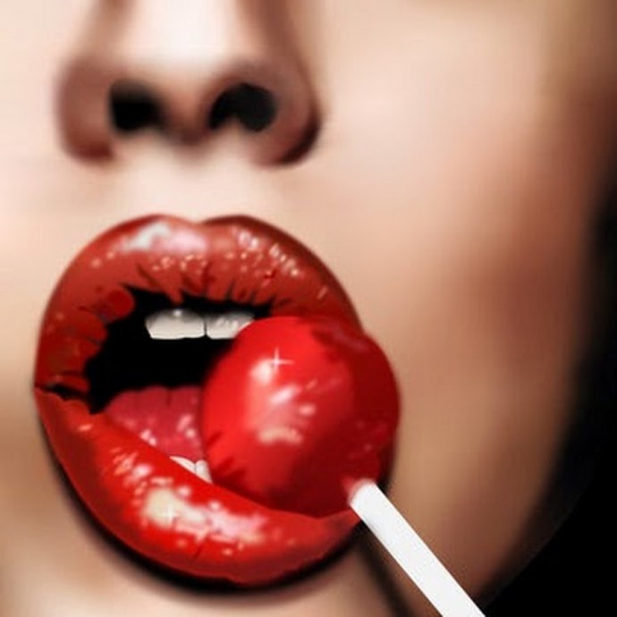 Девочка с чупачупсом во рту