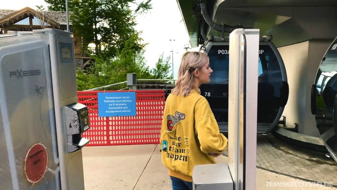 Ева Эльфи гондола лифт