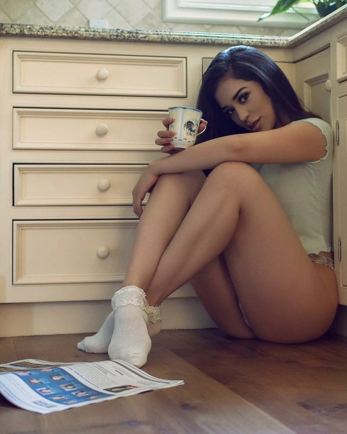 Лиза Василенко 18 +