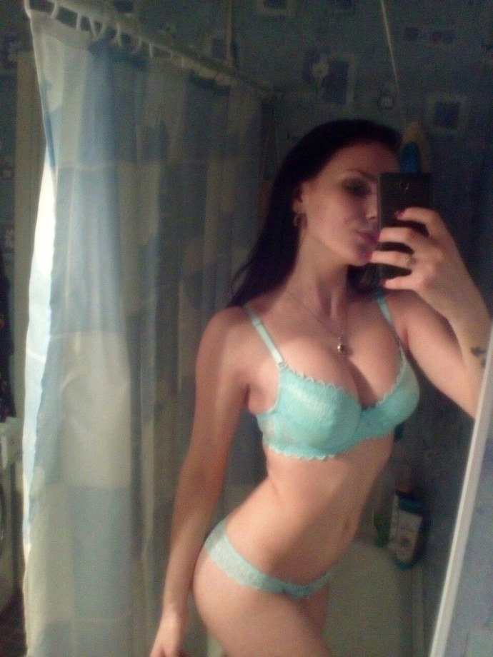 Сливы частных фотографий девушек