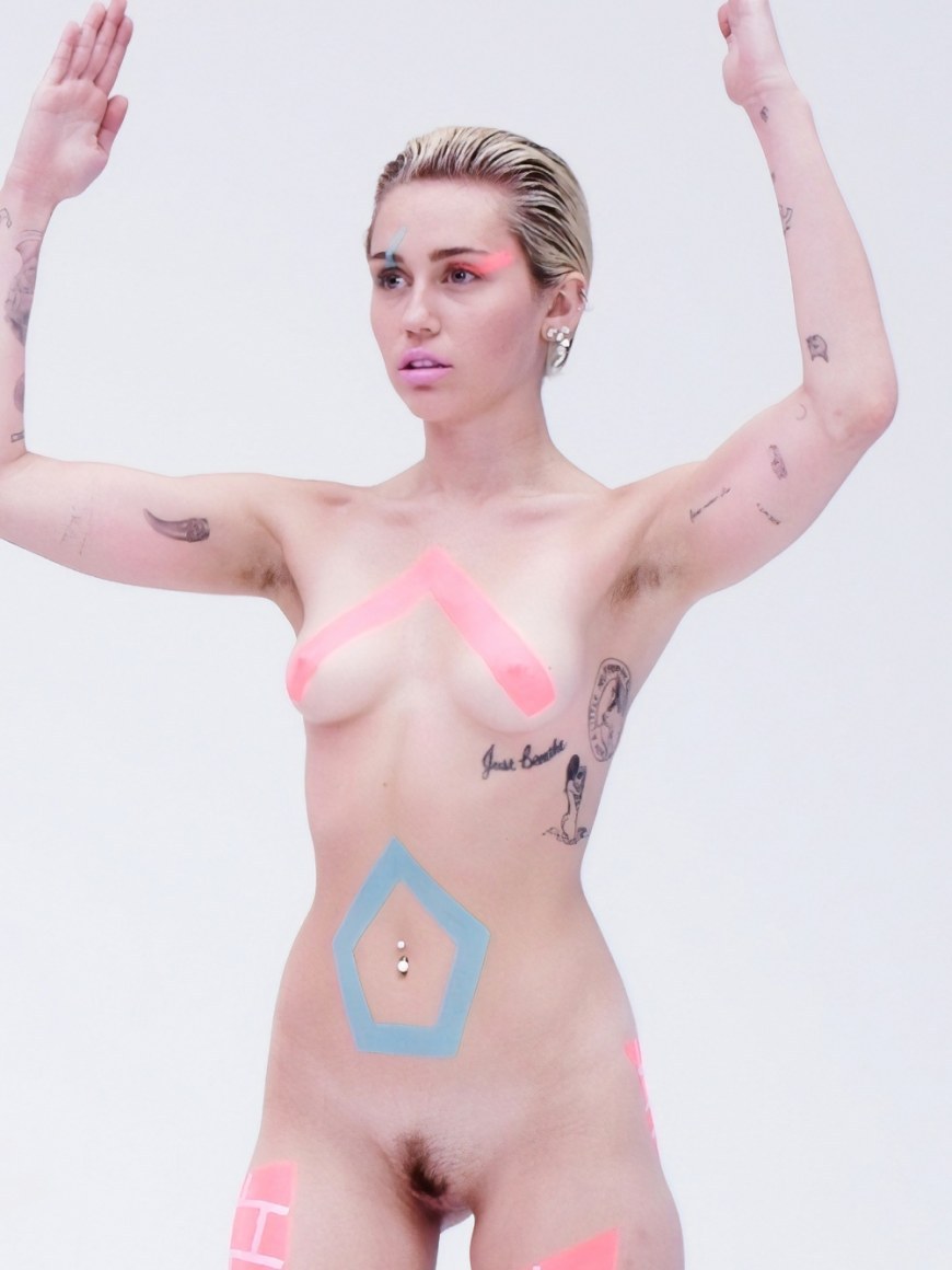 Полностью голая Майли Сайрус (Miley Cyrus)