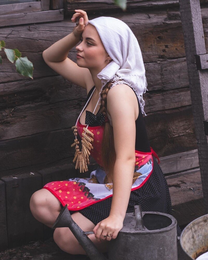 Девушки в деревне