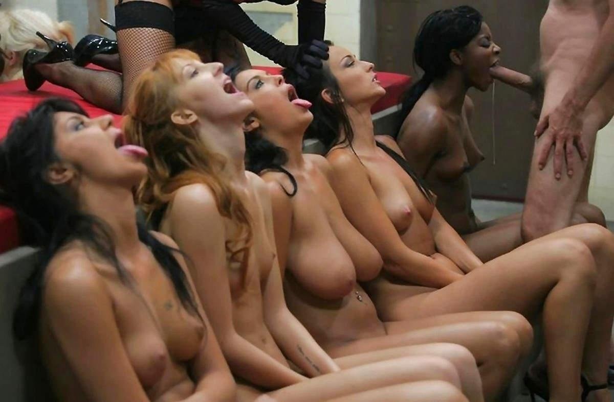 порно приколы с голыми женщинами фото 36