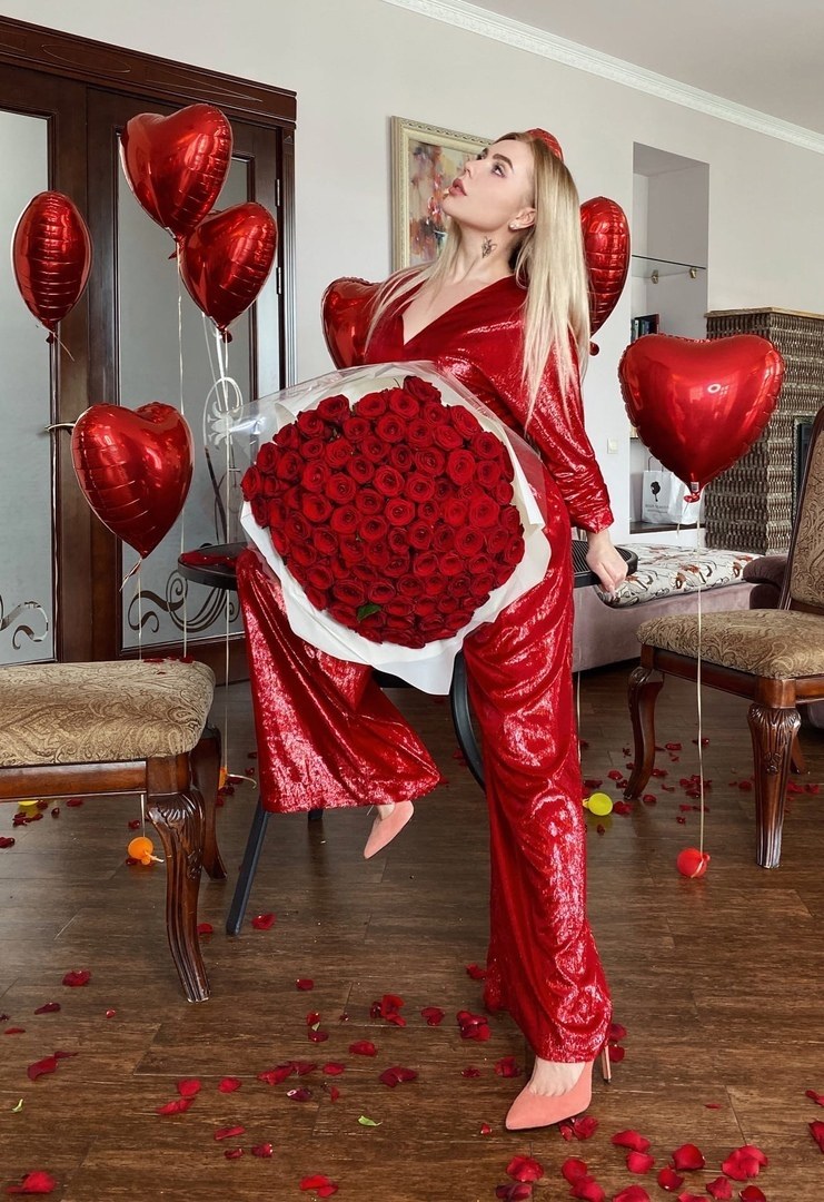 Карина кросс