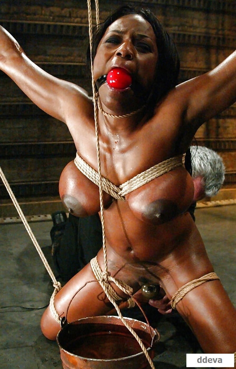 Трах Чернокожей рабыни