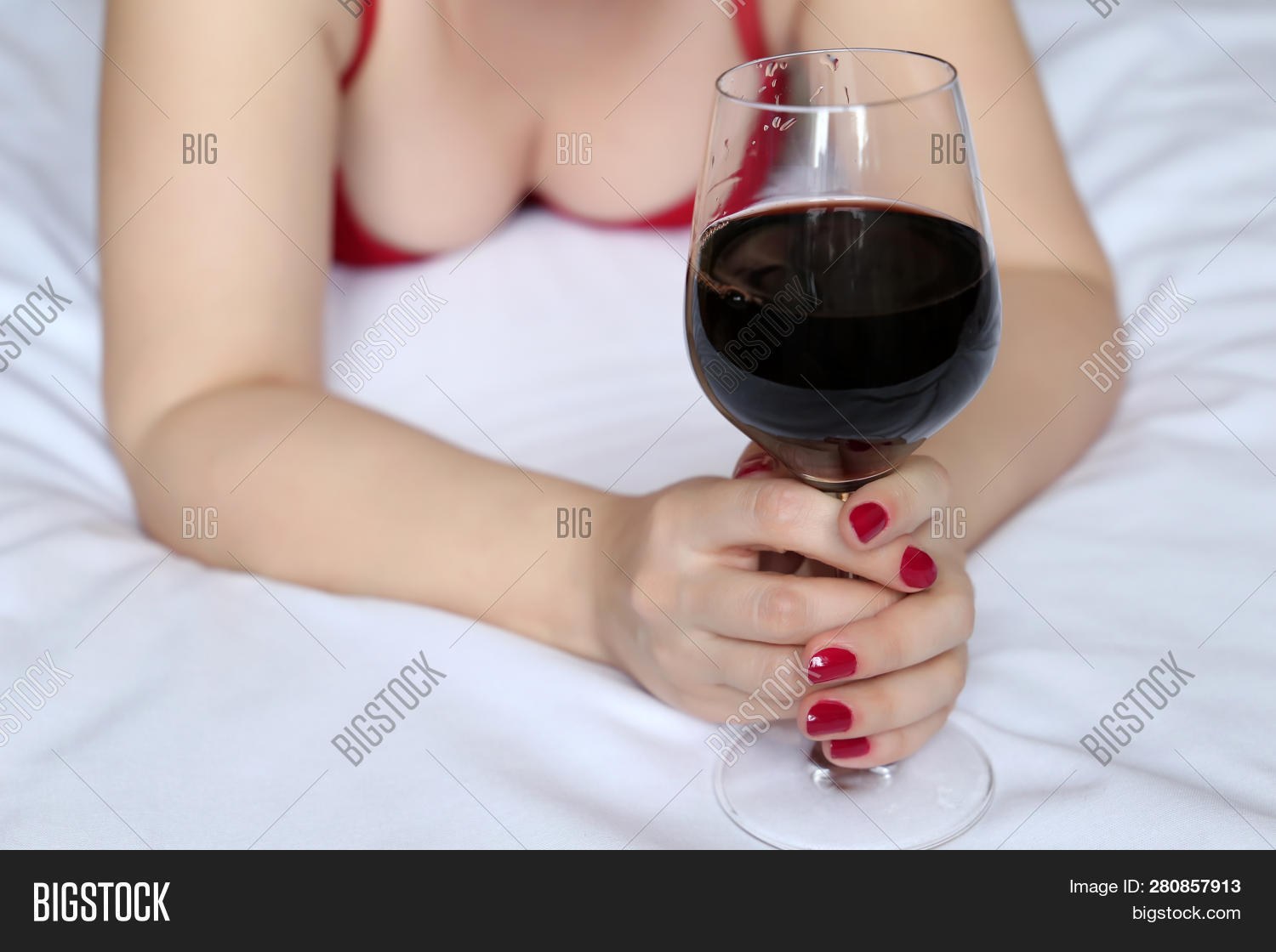 порно выпить вина фото 105