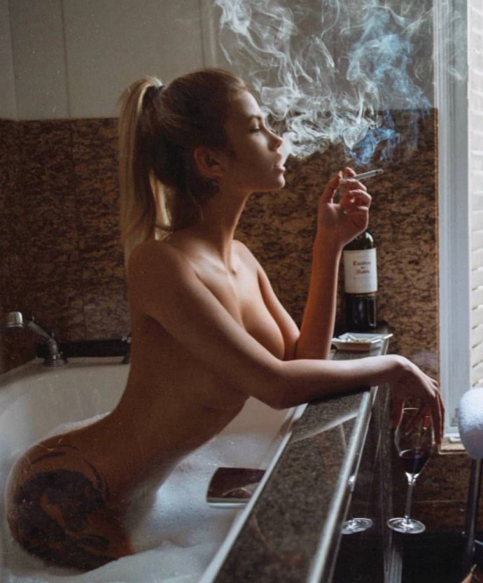 Рина Гришина Maxim 2017