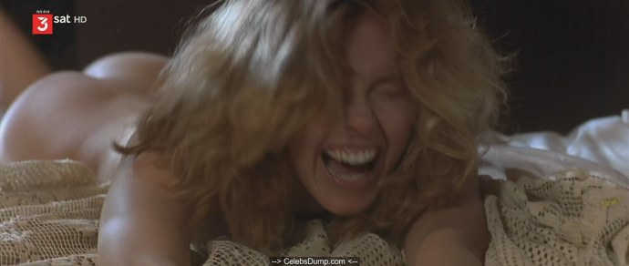 Грета Скакки актриса ню