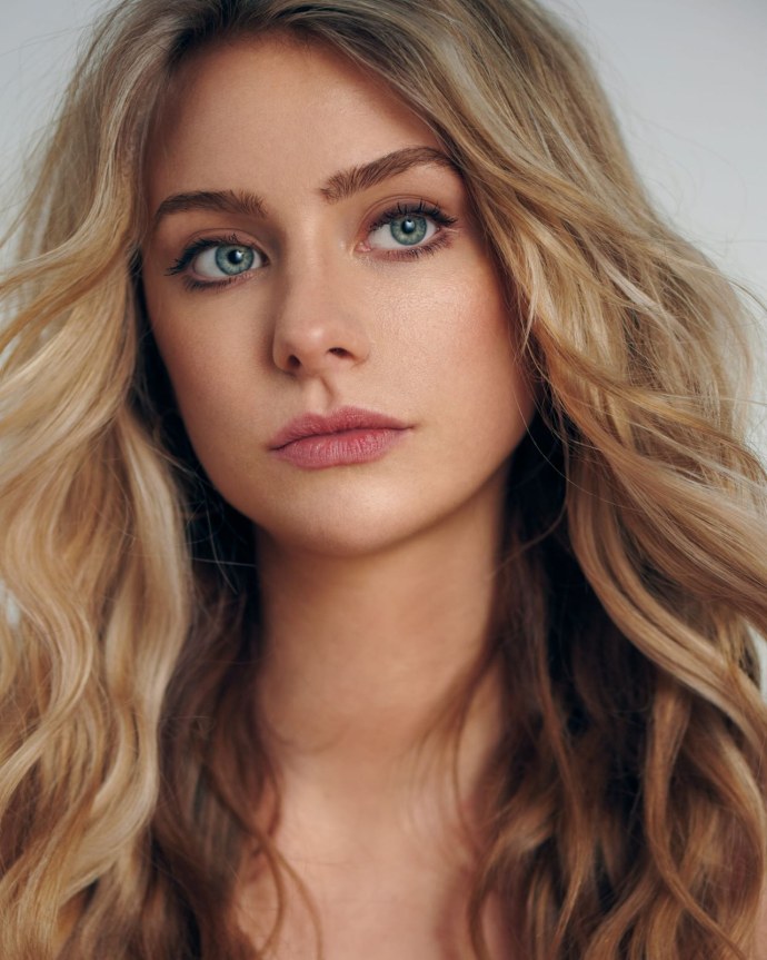 Мэдди Филлипс Maddie Phillips