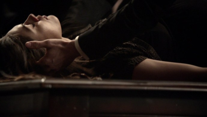 Фиби Тонкин постельная сцена