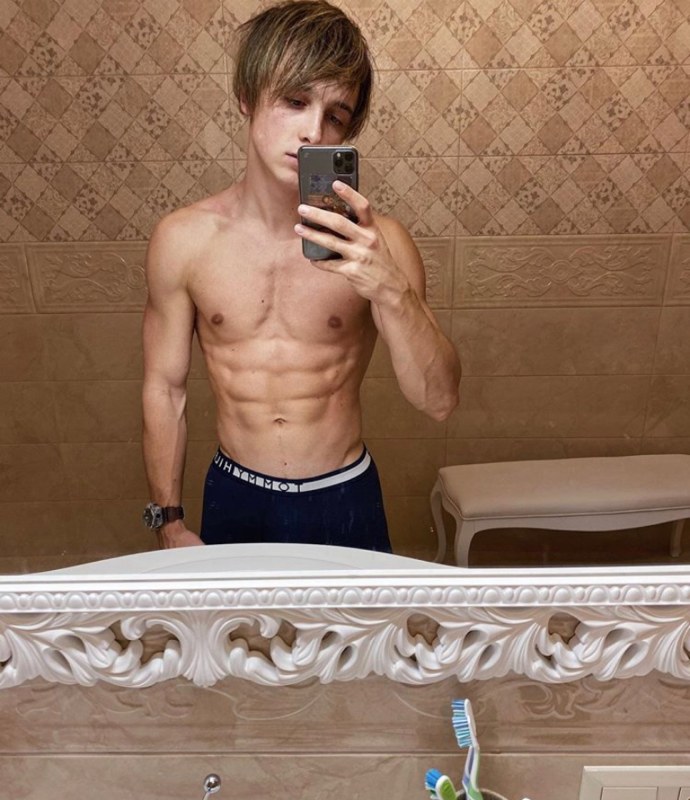 Настя солярчина фигура