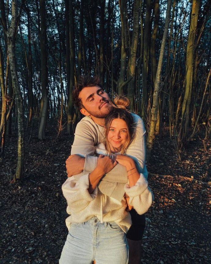 Ева Элфи 2021