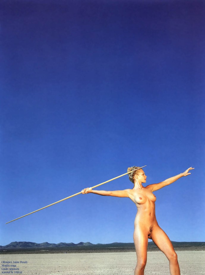 Джейми Прессли нагишом