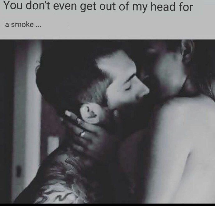 Ты из моей головы даже покурить не выходишь