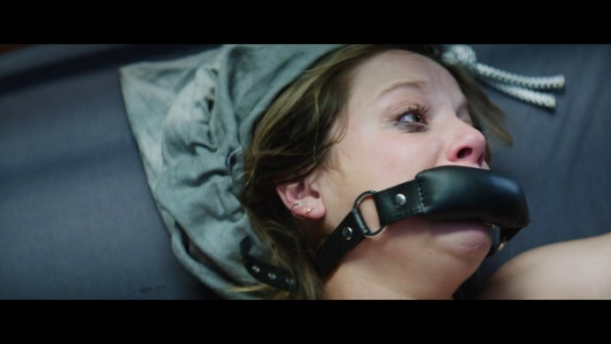 Йелла Хаазе в купальнике