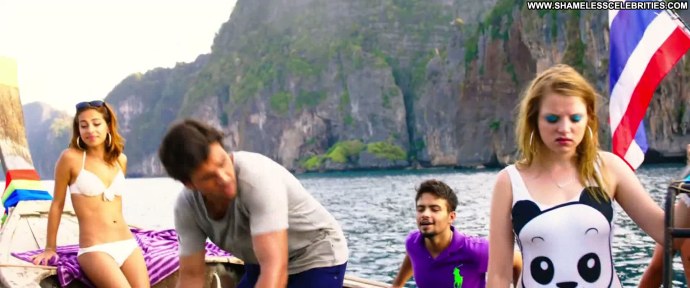 Йелла Хаазе фото голая