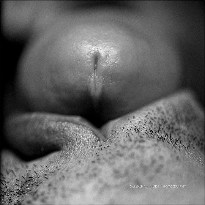 Вагина крупным планом черно белое