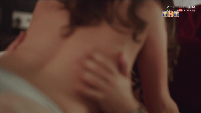 Джанет МАКТИР грудь