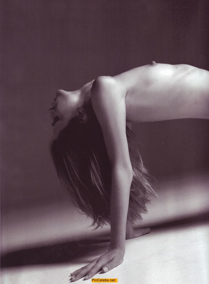 Анджела Линдвалл голая